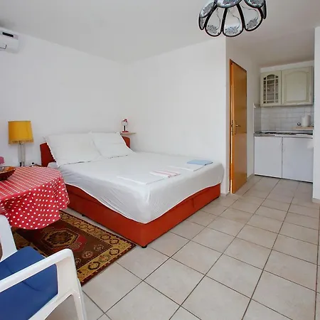 Apartment Lucija